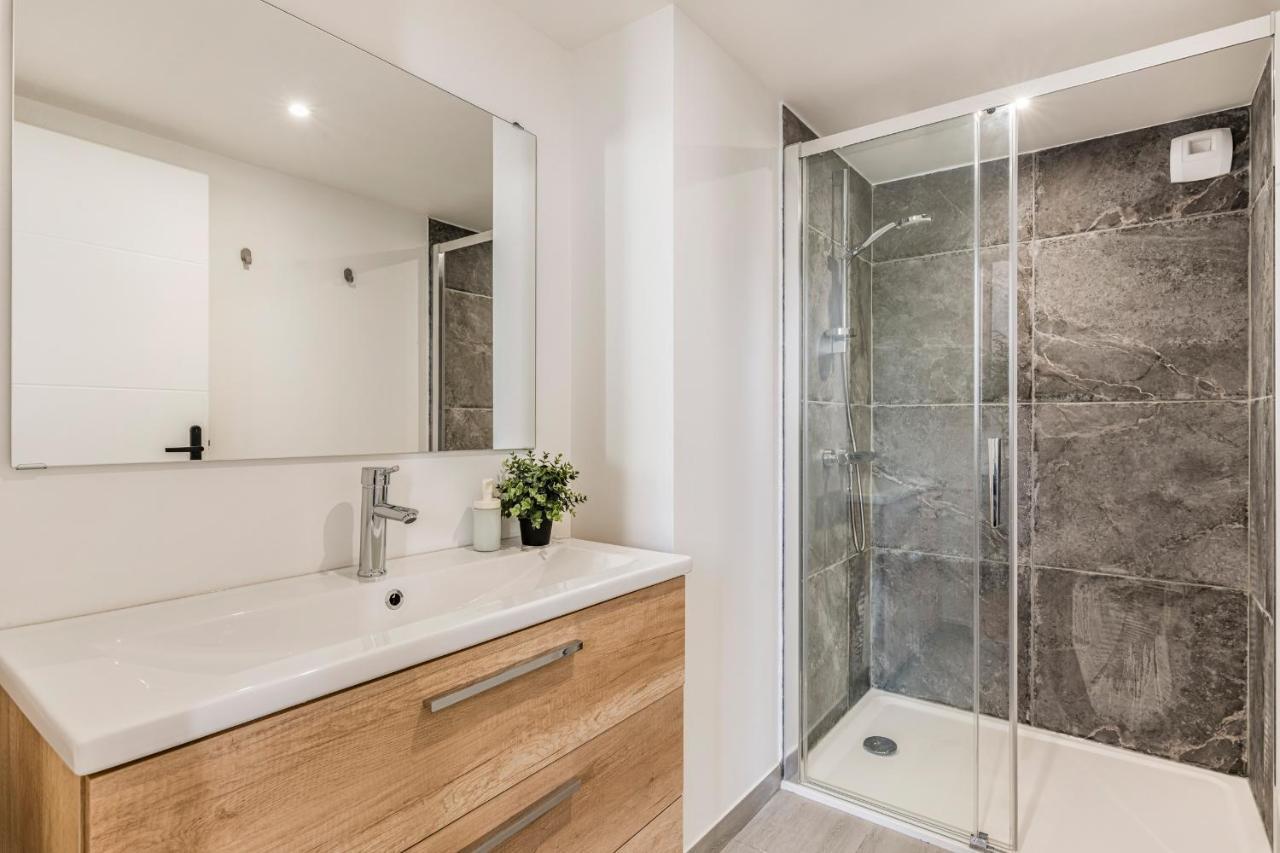 Charmant & Spacieux Appartement En Coeur De Ville แซงต์-เอเตียน ภายนอก รูปภาพ